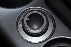 2010款三菱欧蓝德劲界2.4时尚四驱版实拍