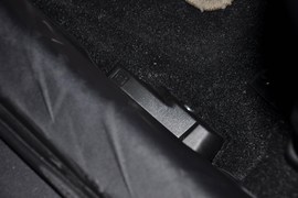 2010款三菱欧蓝德劲界2.4时尚四驱版实拍