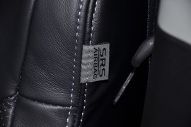 2010款三菱欧蓝德劲界2.4时尚四驱版实拍