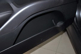 2010款三菱欧蓝德劲界2.4时尚四驱版实拍