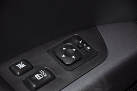 2010款三菱欧蓝德劲界2.4时尚四驱版实拍