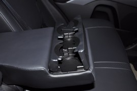 2010款三菱欧蓝德劲界2.4时尚四驱版实拍