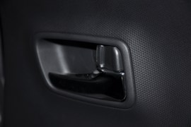 2010款三菱欧蓝德劲界2.4时尚四驱版实拍