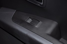 2010款三菱欧蓝德劲界2.4时尚四驱版实拍