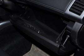 2010款三菱欧蓝德劲界2.4时尚四驱版实拍