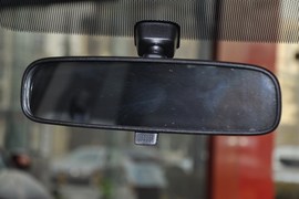 2010款三菱欧蓝德劲界2.4时尚四驱版实拍