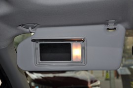 2010款三菱欧蓝德劲界2.4时尚四驱版实拍