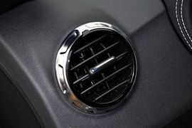 2011款奥迪TTS