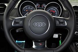 2011款奥迪TTS