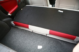 2010款江淮悦悦试驾