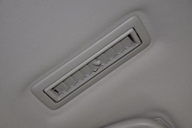 2011款一汽马自达Mazda8