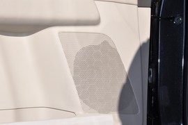 2011款一汽马自达Mazda8