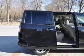 2011款一汽马自达Mazda8