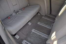 2011款一汽马自达Mazda8