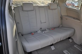 2011款一汽马自达Mazda8