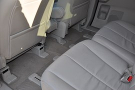 2011款一汽马自达Mazda8