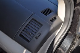 2011款一汽马自达Mazda8