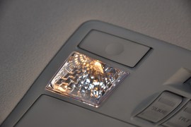 2011款一汽马自达Mazda8