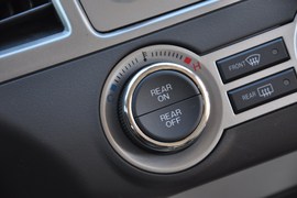 2011款一汽马自达Mazda8