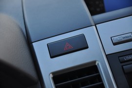 2011款一汽马自达Mazda8
