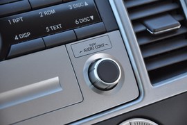 2011款一汽马自达Mazda8