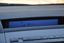 2011款一汽马自达Mazda8