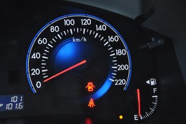 2011款一汽马自达Mazda8