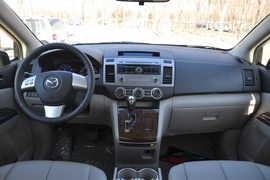 2011款一汽马自达Mazda8