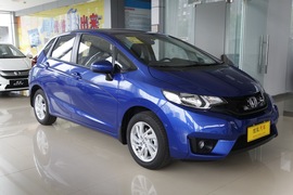 2016款本田飞度1.5L