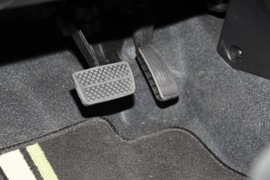 2016款本田飞度1.5L