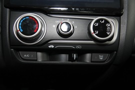 2016款本田飞度1.5L