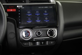 2016款本田飞度1.5L