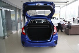 2016款本田飞度1.5L