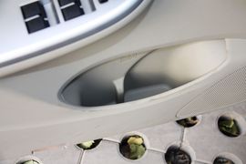 2011款一汽丰田卡罗拉1.8L
