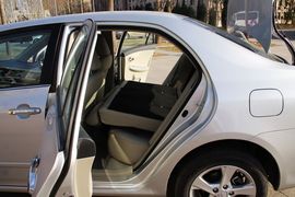 2011款一汽丰田卡罗拉1.8L