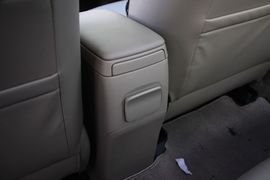 2011款一汽丰田卡罗拉1.8L