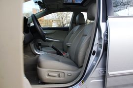 2011款一汽丰田卡罗拉1.8L