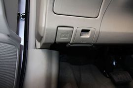2011款一汽丰田卡罗拉1.8L