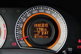 2011款一汽丰田卡罗拉1.8L