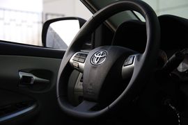 2011款一汽丰田卡罗拉1.8L