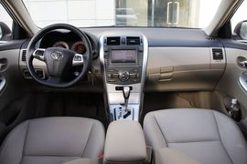 2011款一汽丰田卡罗拉1.8L