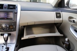 2011款一汽丰田卡罗拉1.8L