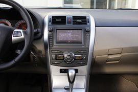 2011款一汽丰田卡罗拉1.8L