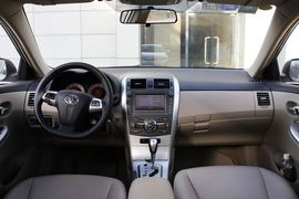 2011款一汽丰田卡罗拉1.8L