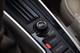 2011款奥迪Q5