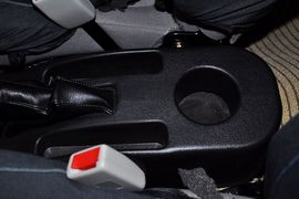 2010款全球鹰自由舰1.3L手动冠军版
