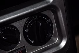 2010款全球鹰自由舰1.3L手动冠军版
