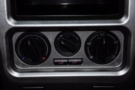 2010款全球鹰自由舰1.3L手动冠军版