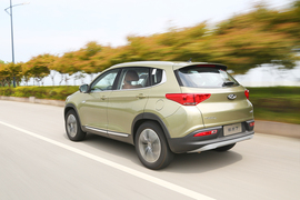 2016款奇瑞瑞虎7试驾