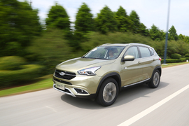 2016款奇瑞瑞虎7试驾